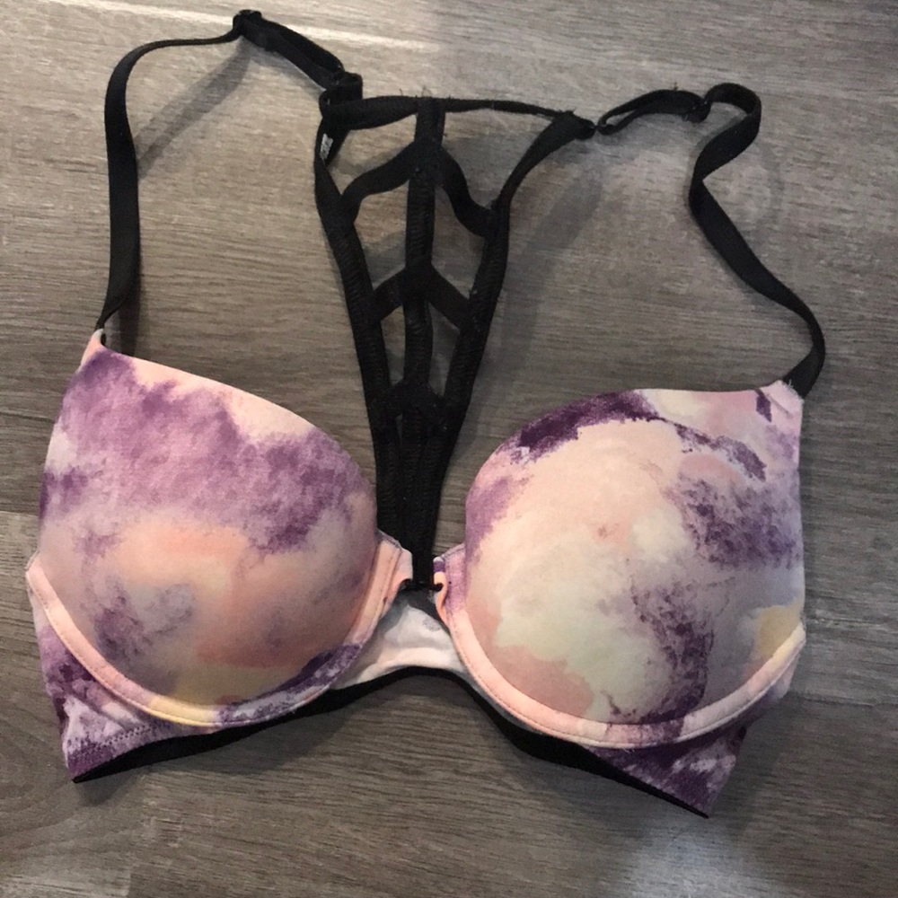 pink bra